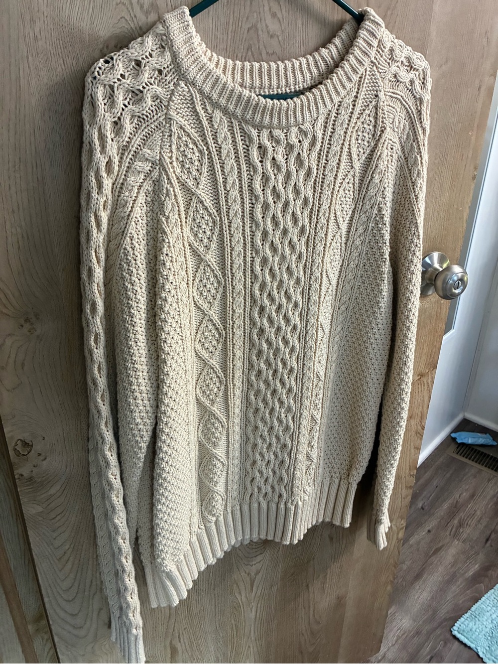 Men's Crewneck Cable Knit Sweater in Cream